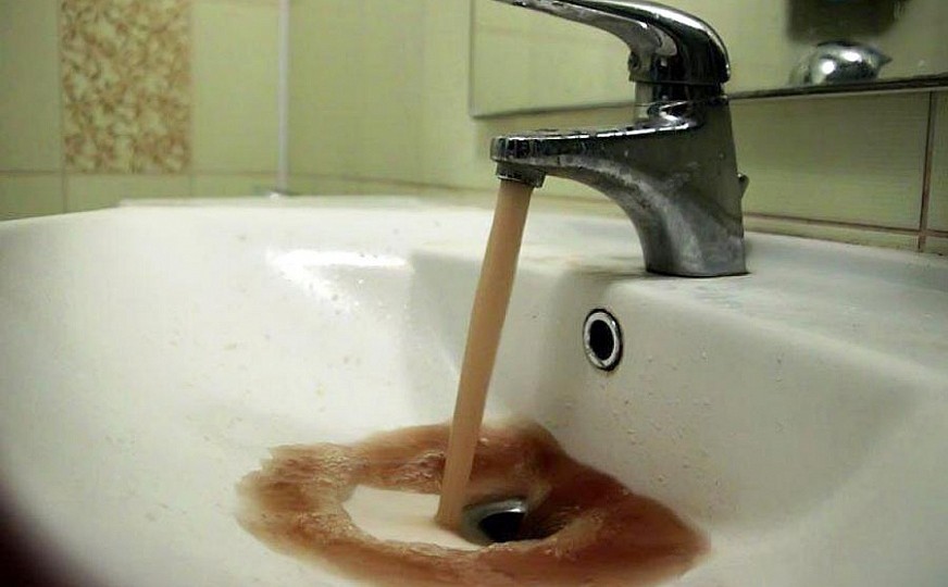 Что делать, если не устраивает качество воды из крана в Вашей квартире?